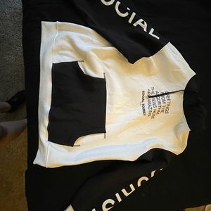 Hoodie of social tourist